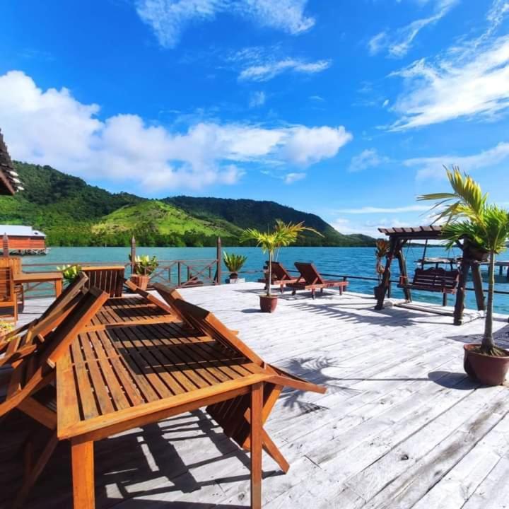 Parapat Water Village Resort Семпорна Экстерьер фото